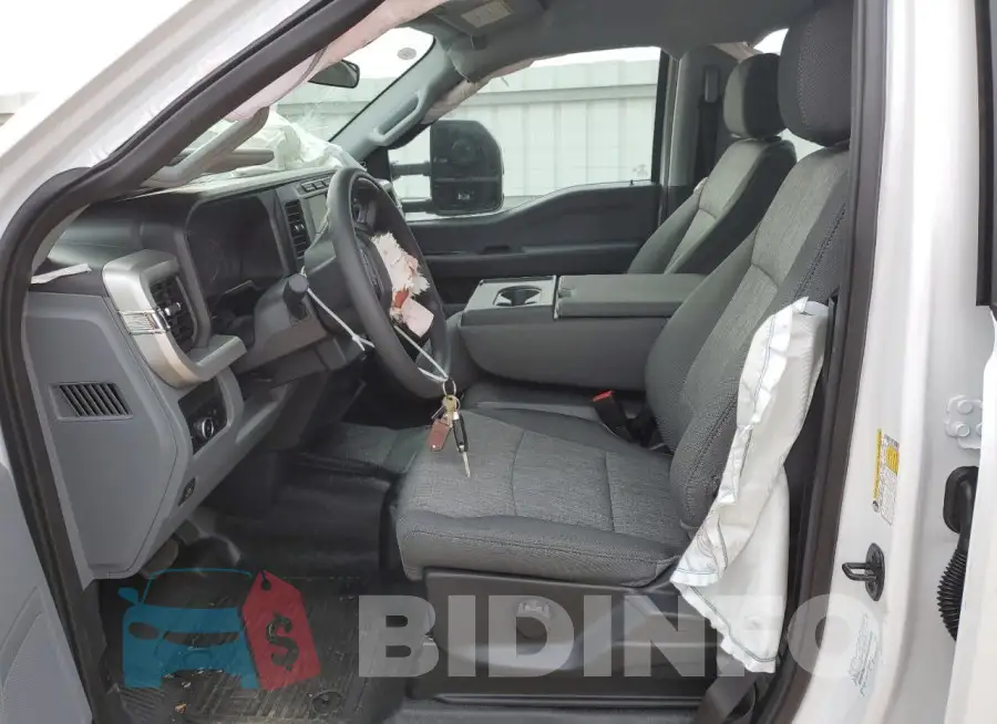 1FT7W2BA3PED64599 Photo# 7