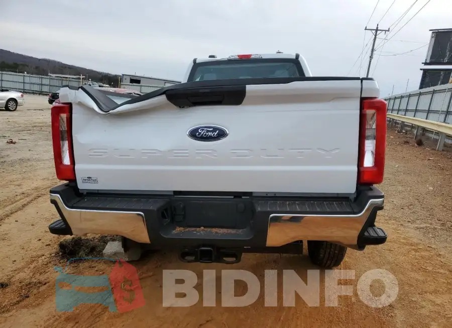 1FT7W2BA3PED64599 Photo# 6