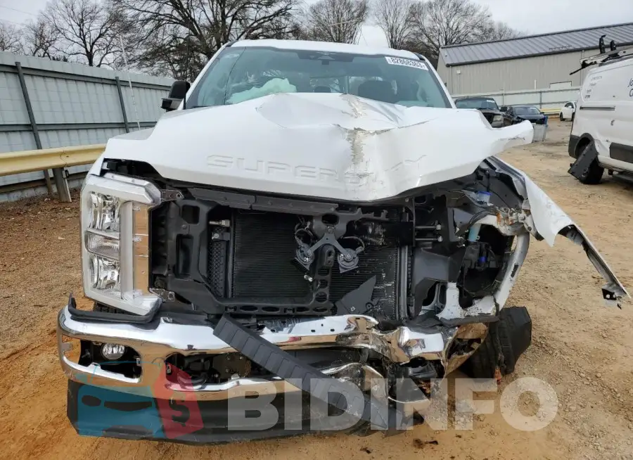1FT7W2BA3PED64599 Photo# 5
