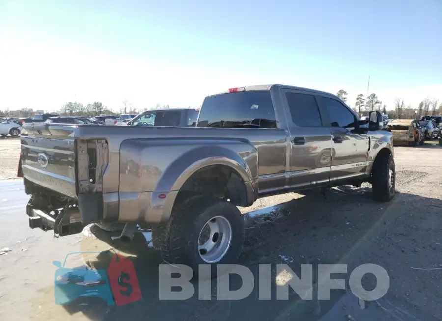 1FT8W3DT6KED25765 Photo# 3