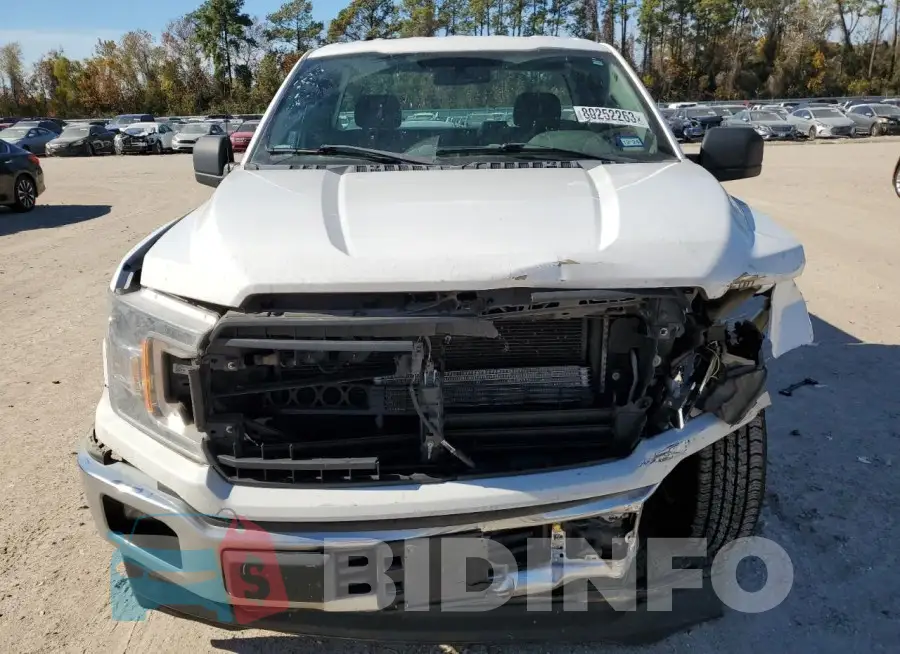 1FTMF1CBXJKC40438 Photo# 5