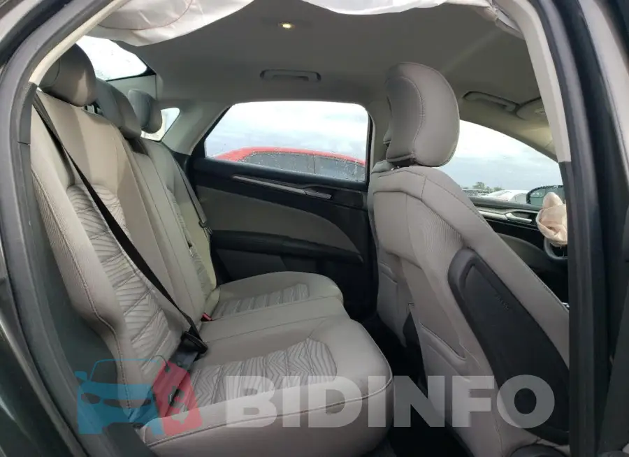 3FA6P0G70GR103282 Photo# 10
