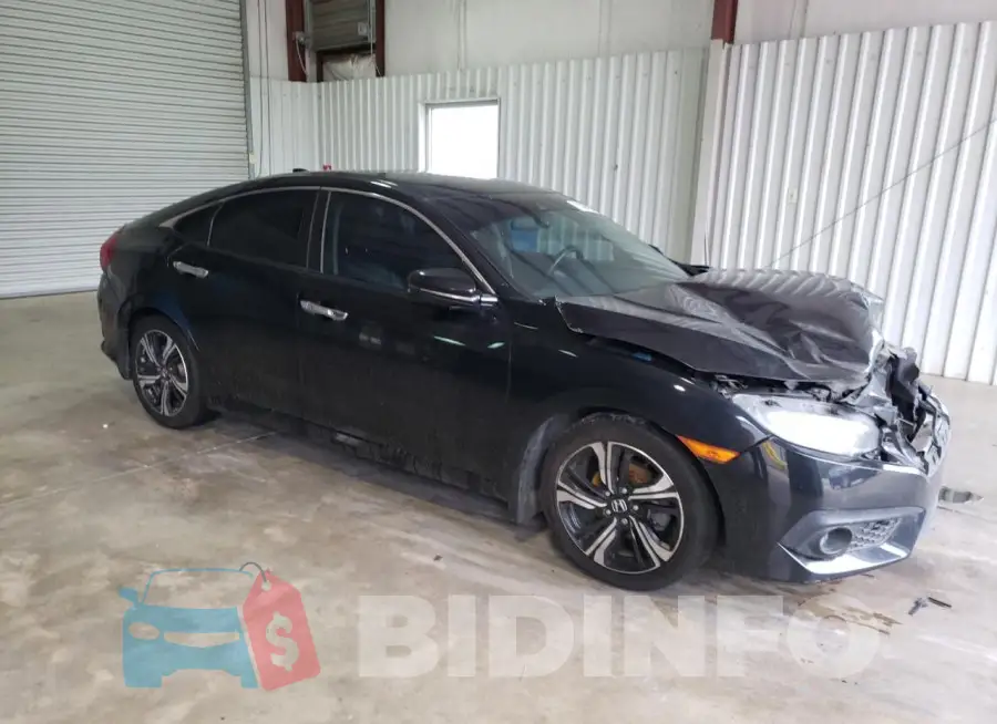 19XFC1F91HE000556 Photo# 4