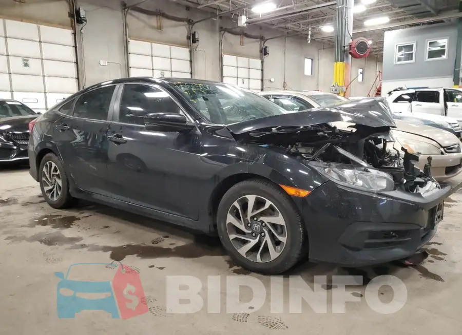 19XFC2F79HE004696 Photo# 4