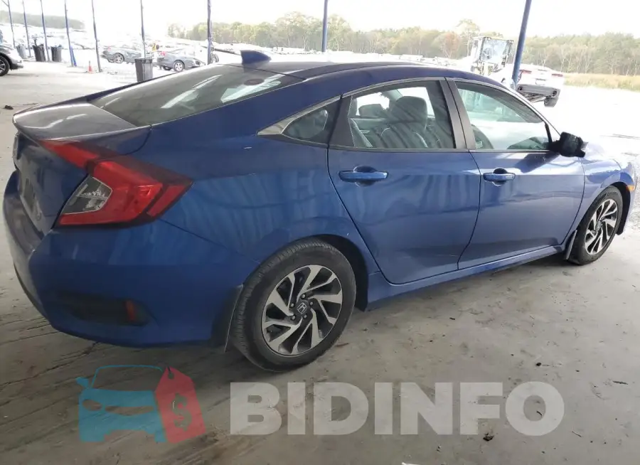 19XFC2F80HE024392 Photo# 3