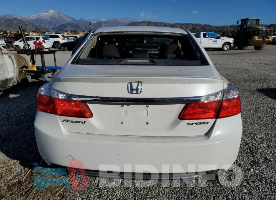 1HGCR2F54FA185644 Photo# 6