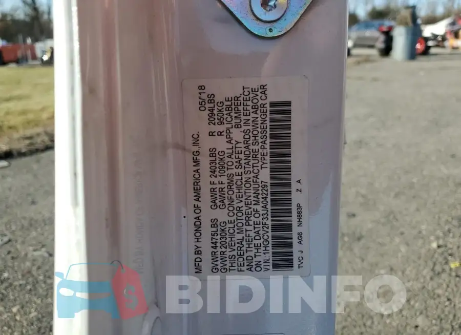 1HGCV2F33JA042297 Photo# 12