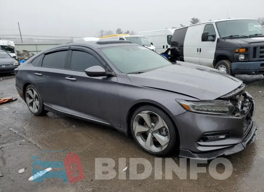 1HGCV2F96KA007937 Photo# 4