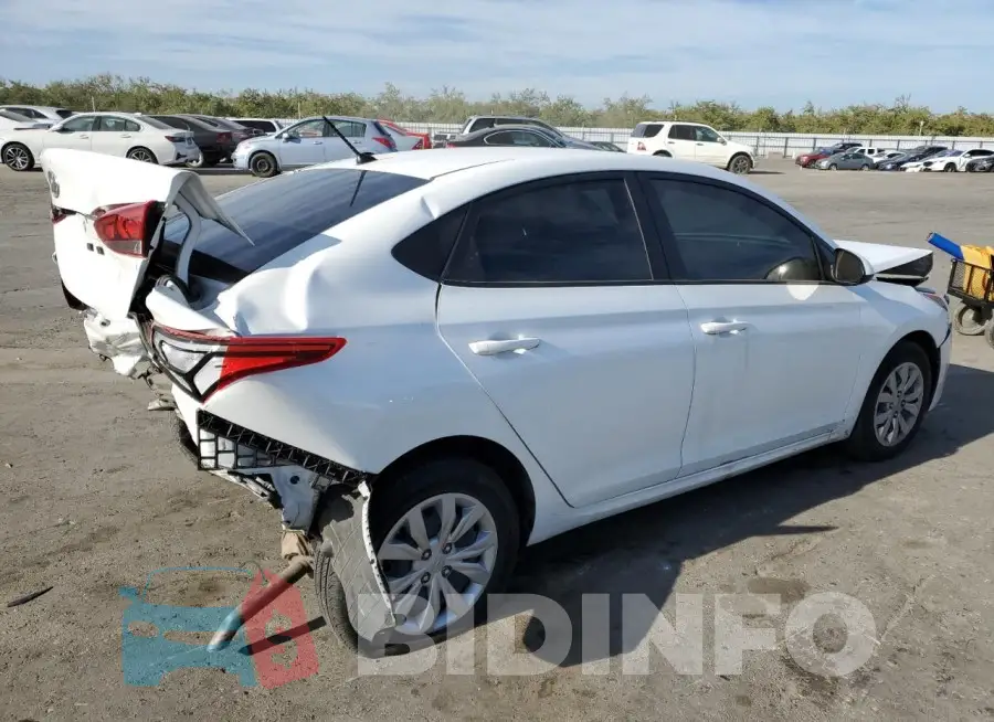 3KPC24A67NE175295 Photo# 3