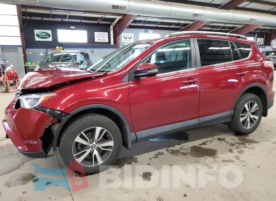 2T3RFREV6JW803052 Photo# 1