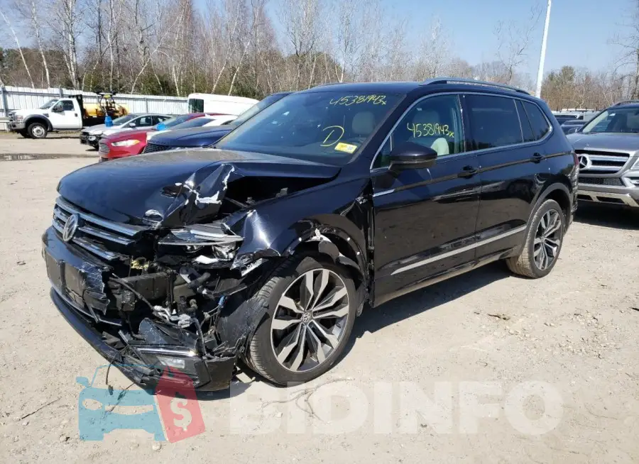 3VV4B7AX8KM094842 Photo# 1