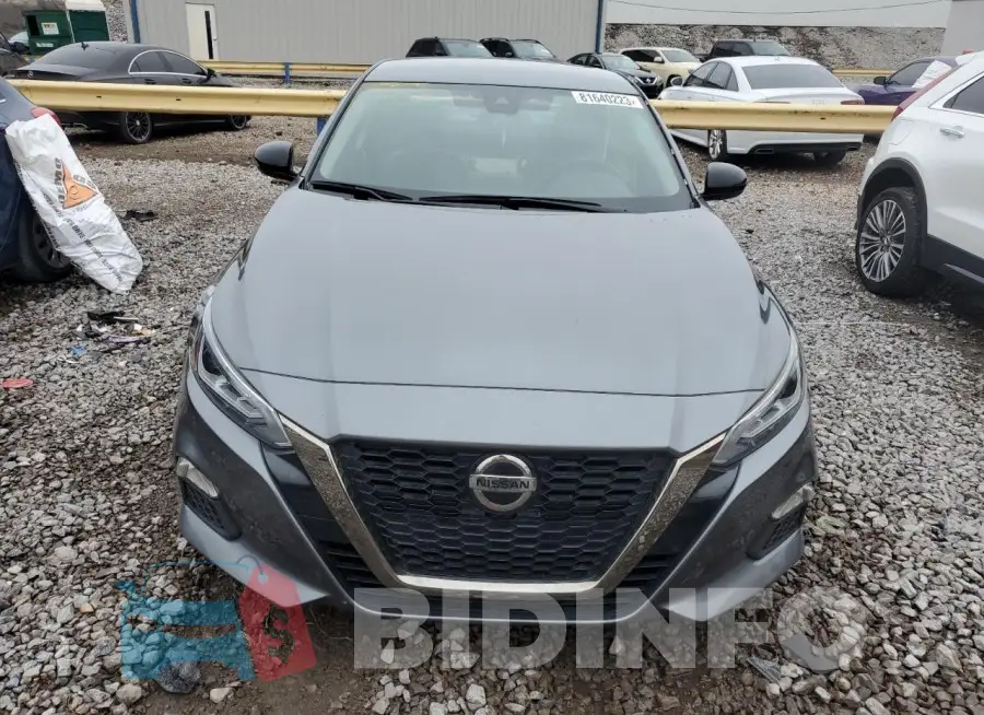 1N4BL4CV1LC100082 Photo# 5