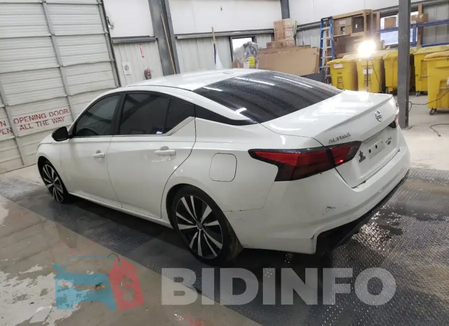 1N4BL4CV9KC108154 Photo# 2