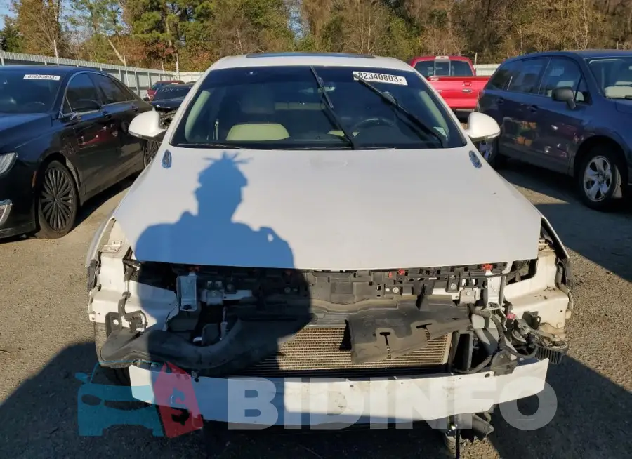 2G4GL5EX3H9183304 Photo# 5