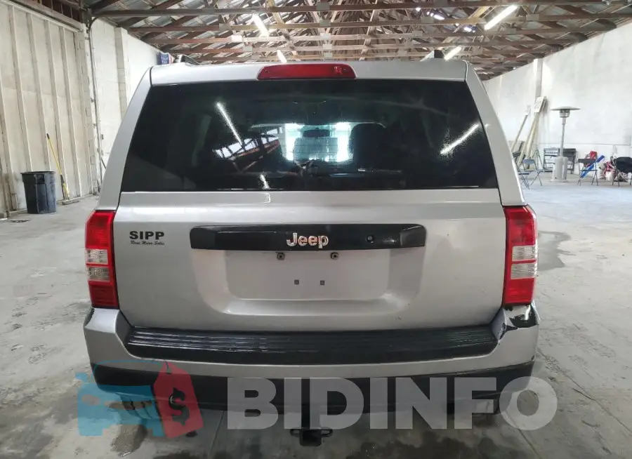 1C4NJPBAXFD427897 Photo# 6