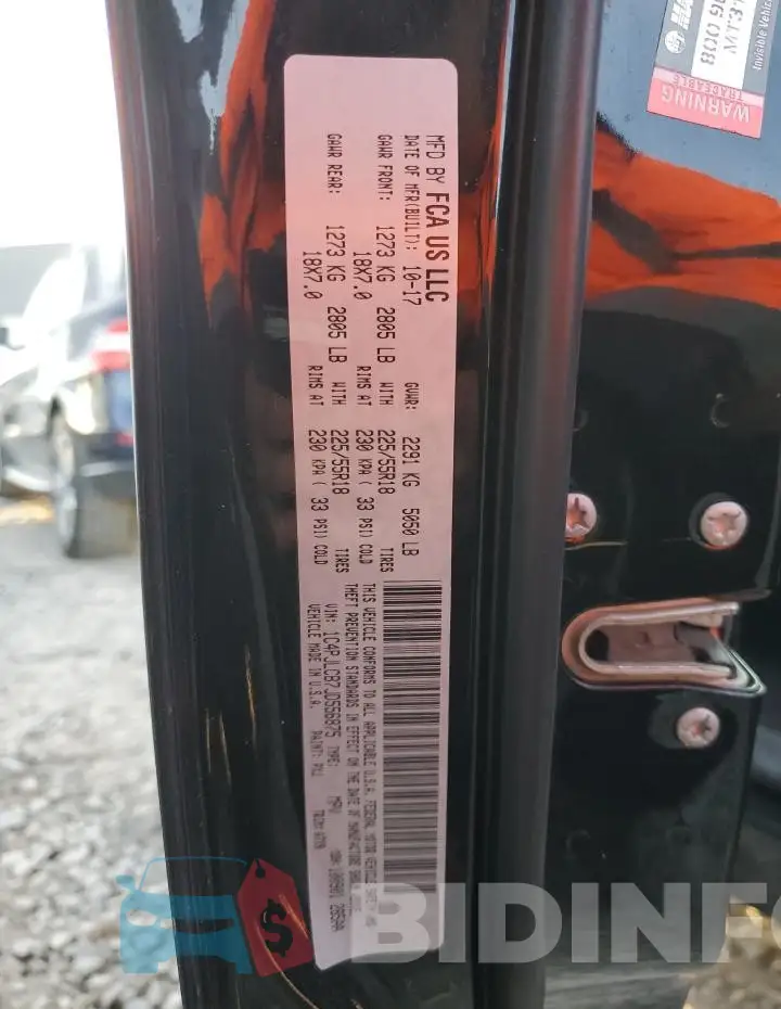 1C4PJLCB7JD556875 Photo# 13