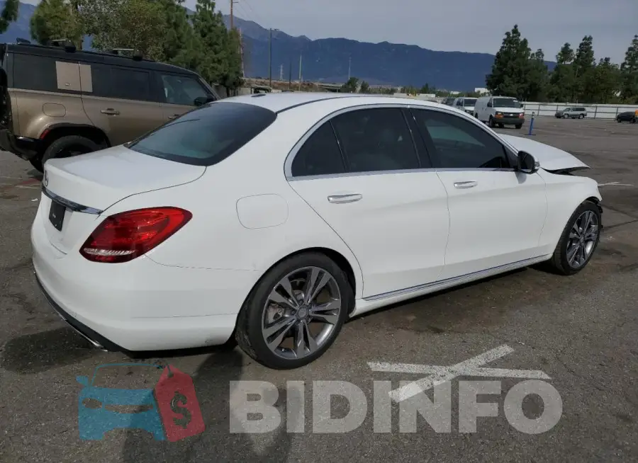 55SWF4JB9GU153275 Photo# 3