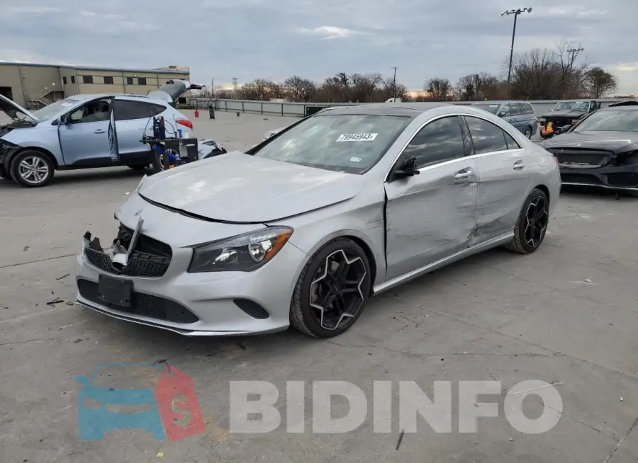 WDDSJ4EB1JN640283 Photo# 1