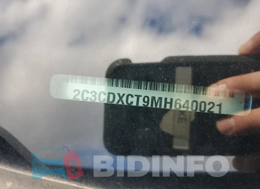 2C3CDXCT9MH640021 Photo# 10