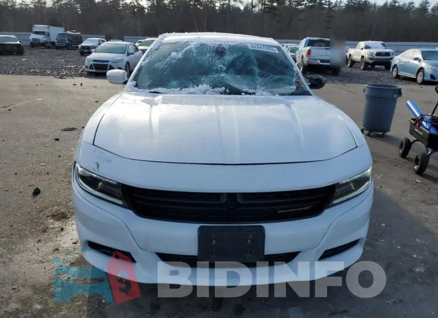 2C3CDXJG3GH252177 Photo# 5