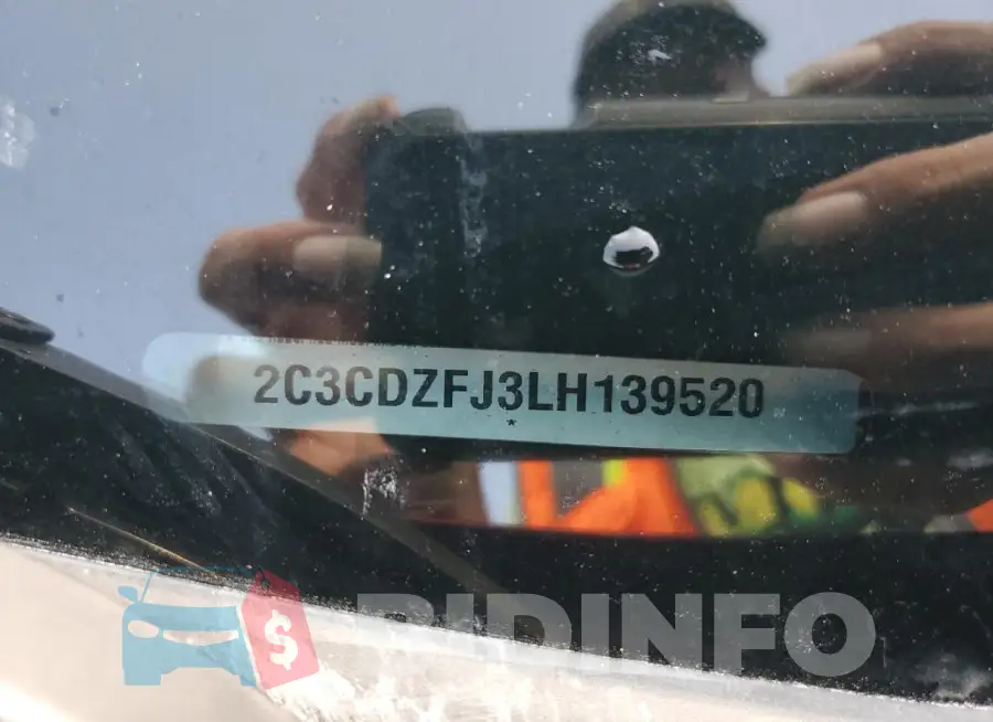 2C3CDZFJ3LH139520 Photo# 12