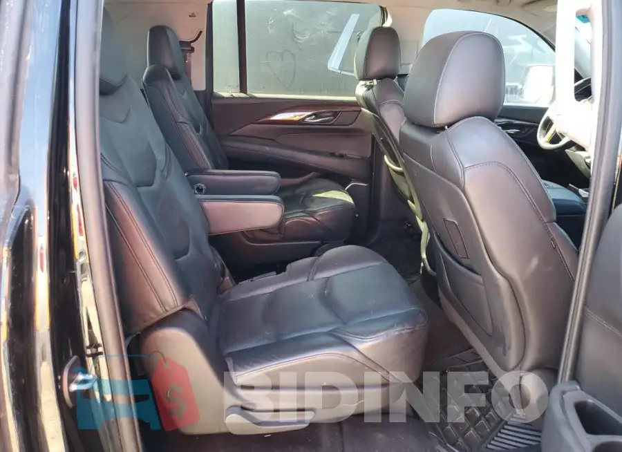 1GYS3SKJ2FR667328 Photo# 11
