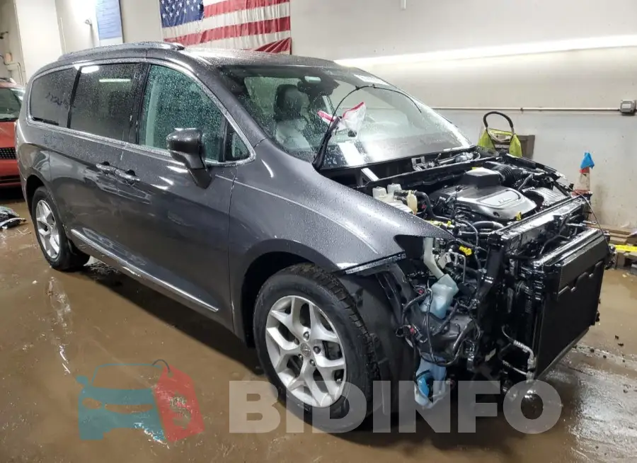 2C4RC1EG5HR551102 Photo# 4