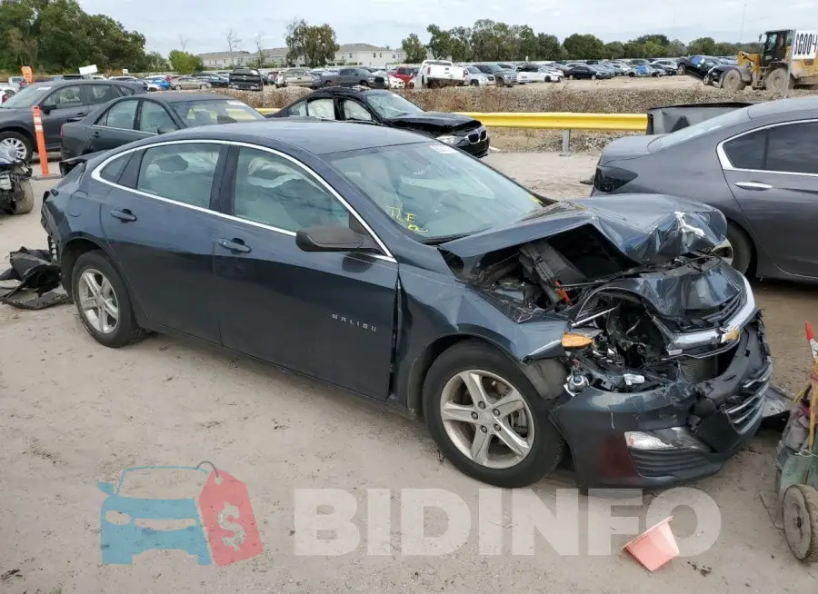 1G1ZB5ST1KF190745 Photo# 4