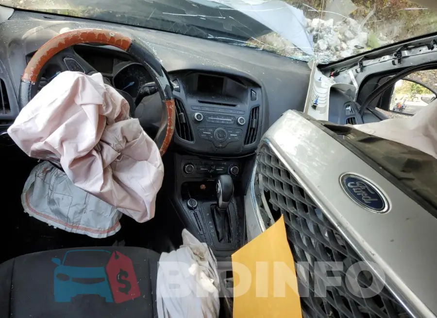 1FADP3E20GL273334 Photo# 8