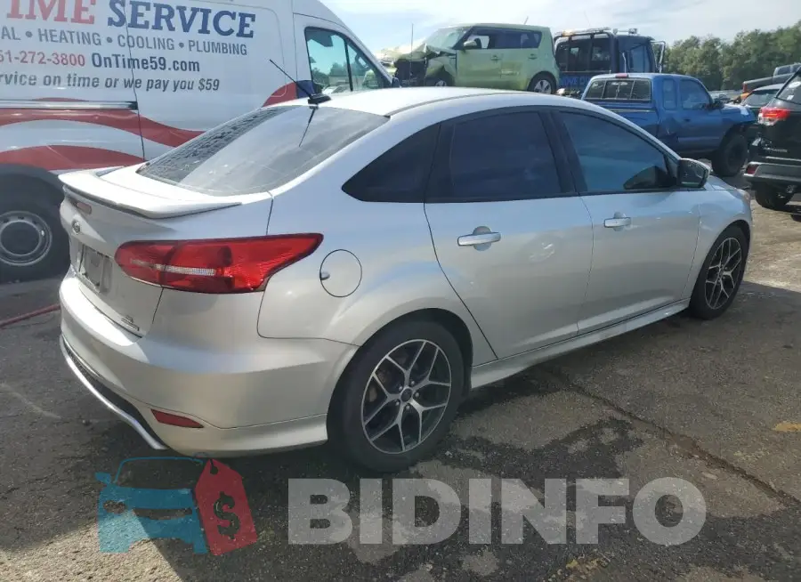 1FADP3F22GL208032 Photo# 3