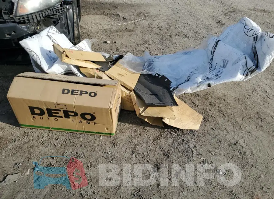 1FADP5BUXFL117351 Photo# 13