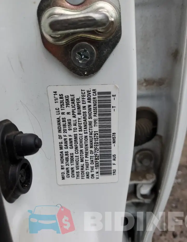 19XFB2F72FE015751 Photo# 12