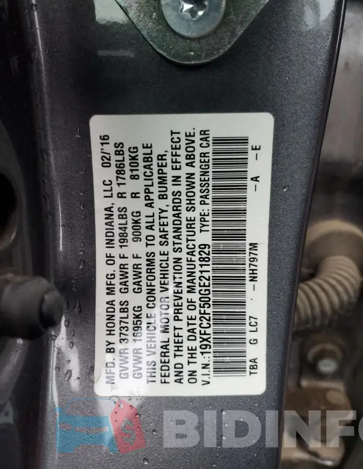 19XFC2F50GE211829 Photo# 12