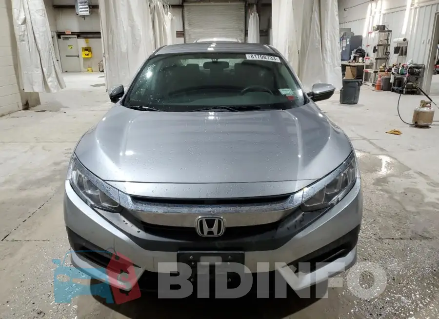 19XFC2F54HE070474 Photo# 5