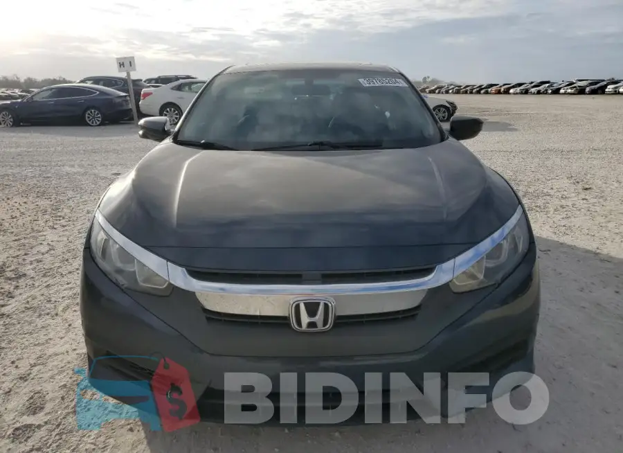 19XFC2F77GE222117 Photo# 5