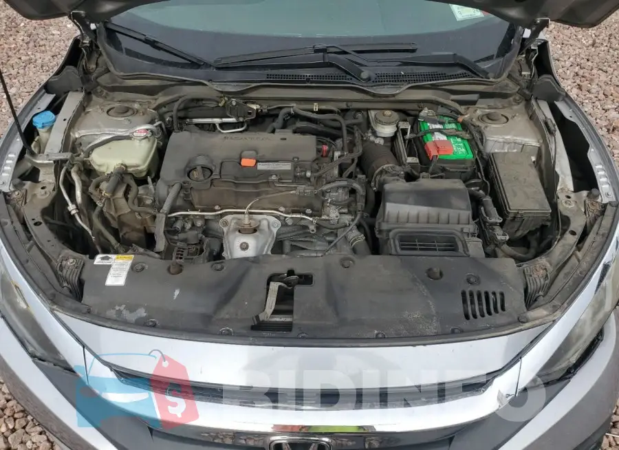 19XFC2F84GE201718 Photo# 11