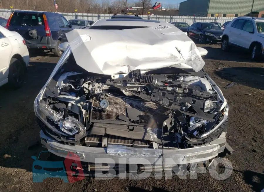 1HGCV2F37JA028788 Photo# 5