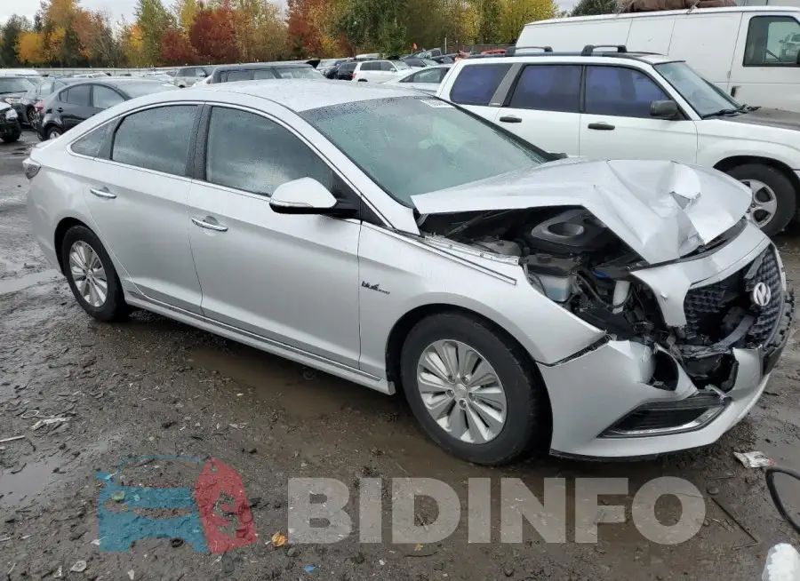 KMHE24L17GA014263 Photo# 4