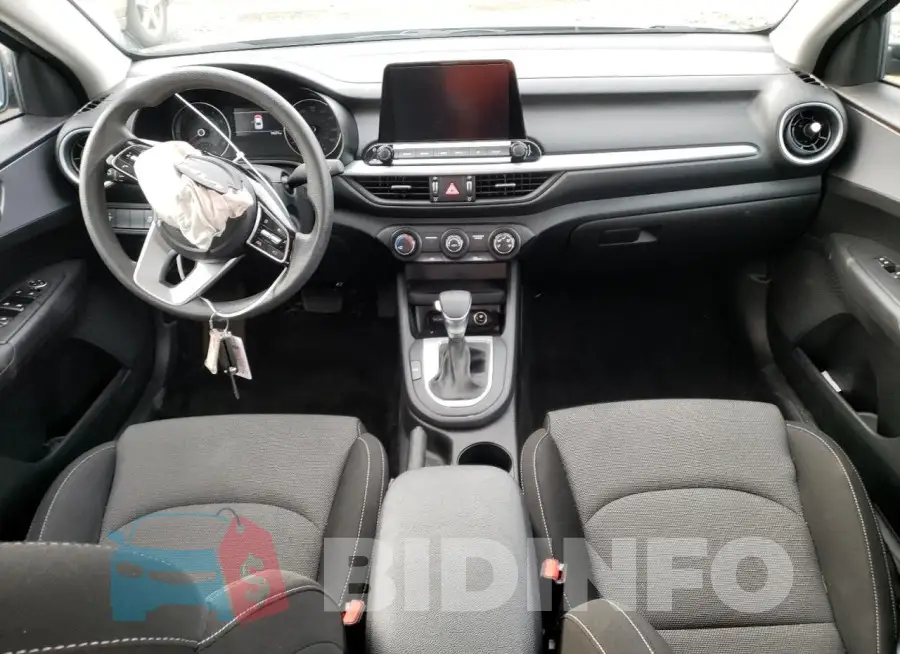 3KPF24AD6PE621208 Photo# 8