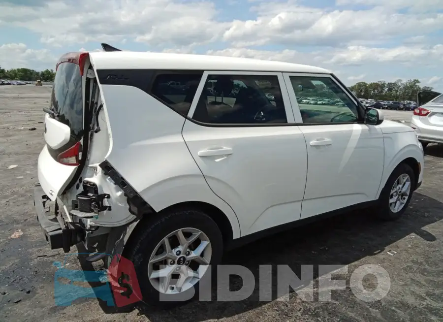 KNDJ23AUXL7734027 Photo# 4