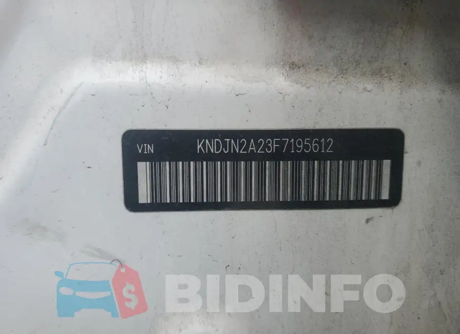 KNDJN2A23F7195612 Photo# 12