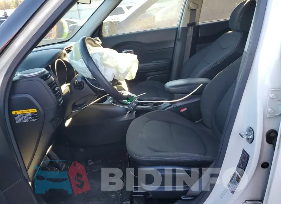KNDJN2A25G7328954 Photo# 7
