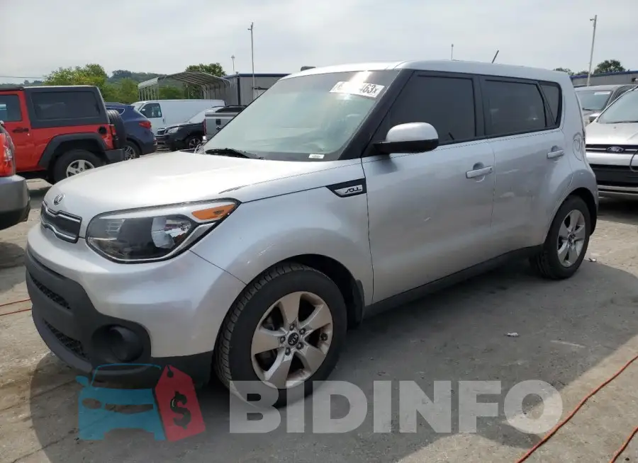 KNDJN2A2XJ7595756 Photo# 1
