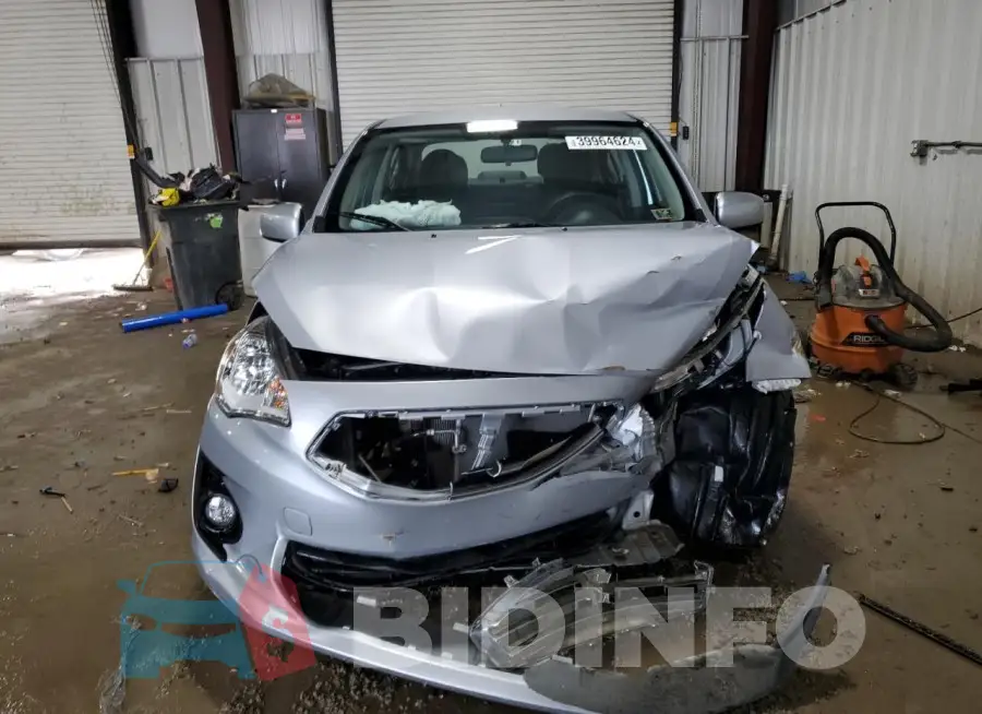 ML32F3FJ9KHF09586 Photo# 5