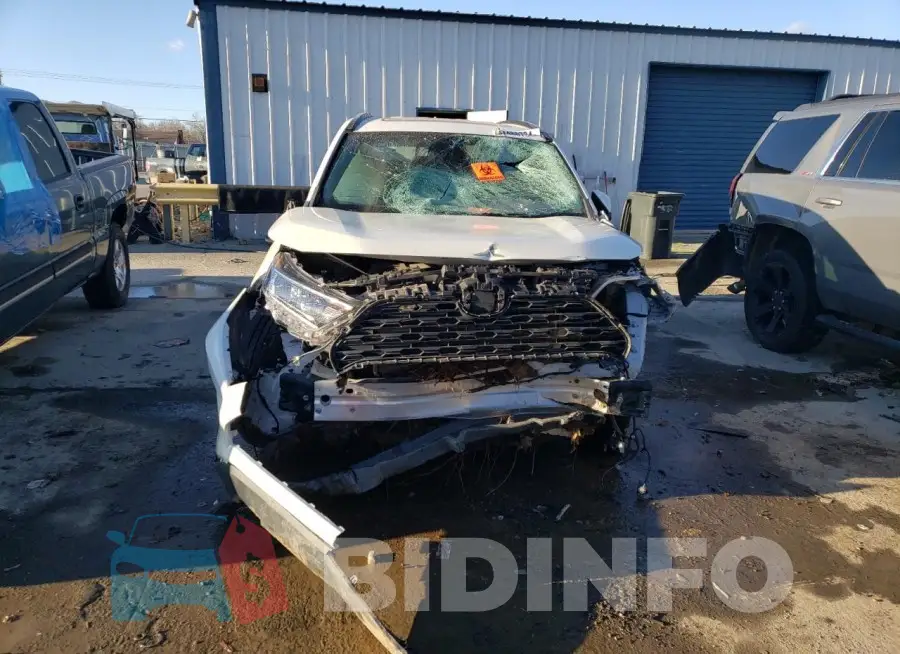 2T3C1RFV1MW138214 Photo# 5