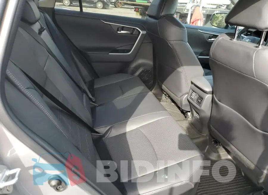 4T3D6RFV7PU118480 Photo# 11