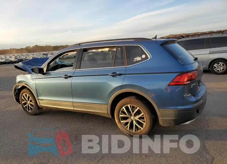 3VV2B7AX6KM183719 Photo# 2