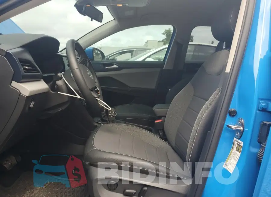 3VVSX7B27NM061864 Photo# 7
