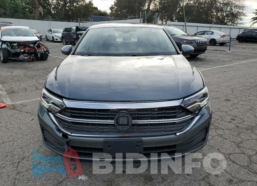 3VW5M7BU3RM025582 Photo# 5