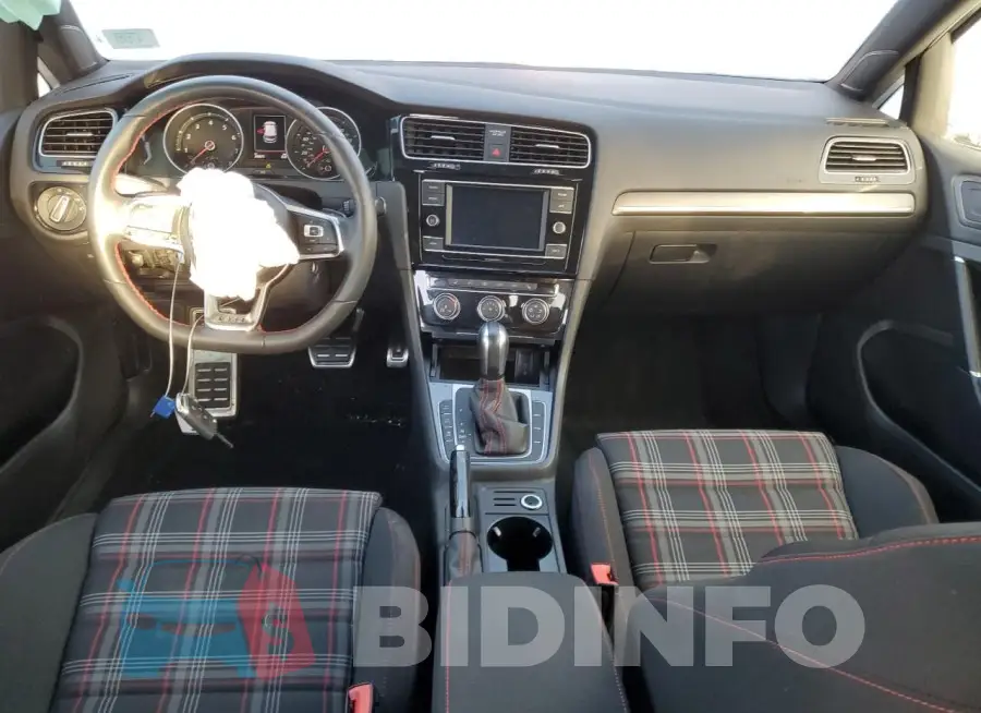 3VW6T7AU9MM007069 Photo# 8